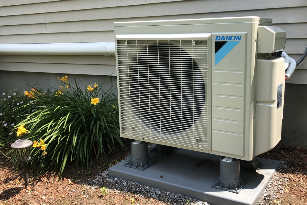 Daikin mini split outdoor condenser installation in Southern New Hampshire