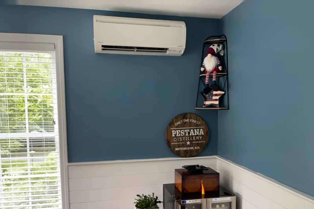 Mini split indoor unit options including wall, floor, and concealed ducted heads