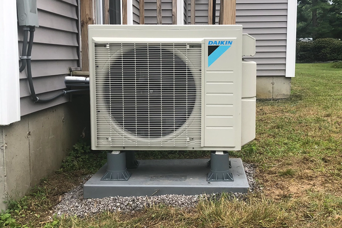 Single-zone mini split installation in Southern New Hampshire